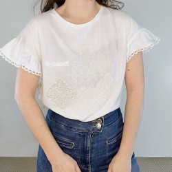 Camiseta blanca de manga...
