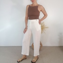 Pantalón blanco cropped...