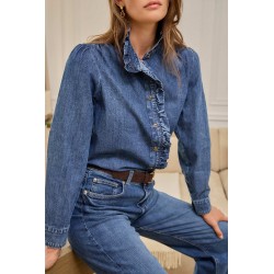Camisa vaquera con volantes